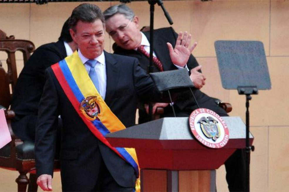 Encuesta Gallup de agosto: Santos supera a Uribe en opinión favorable