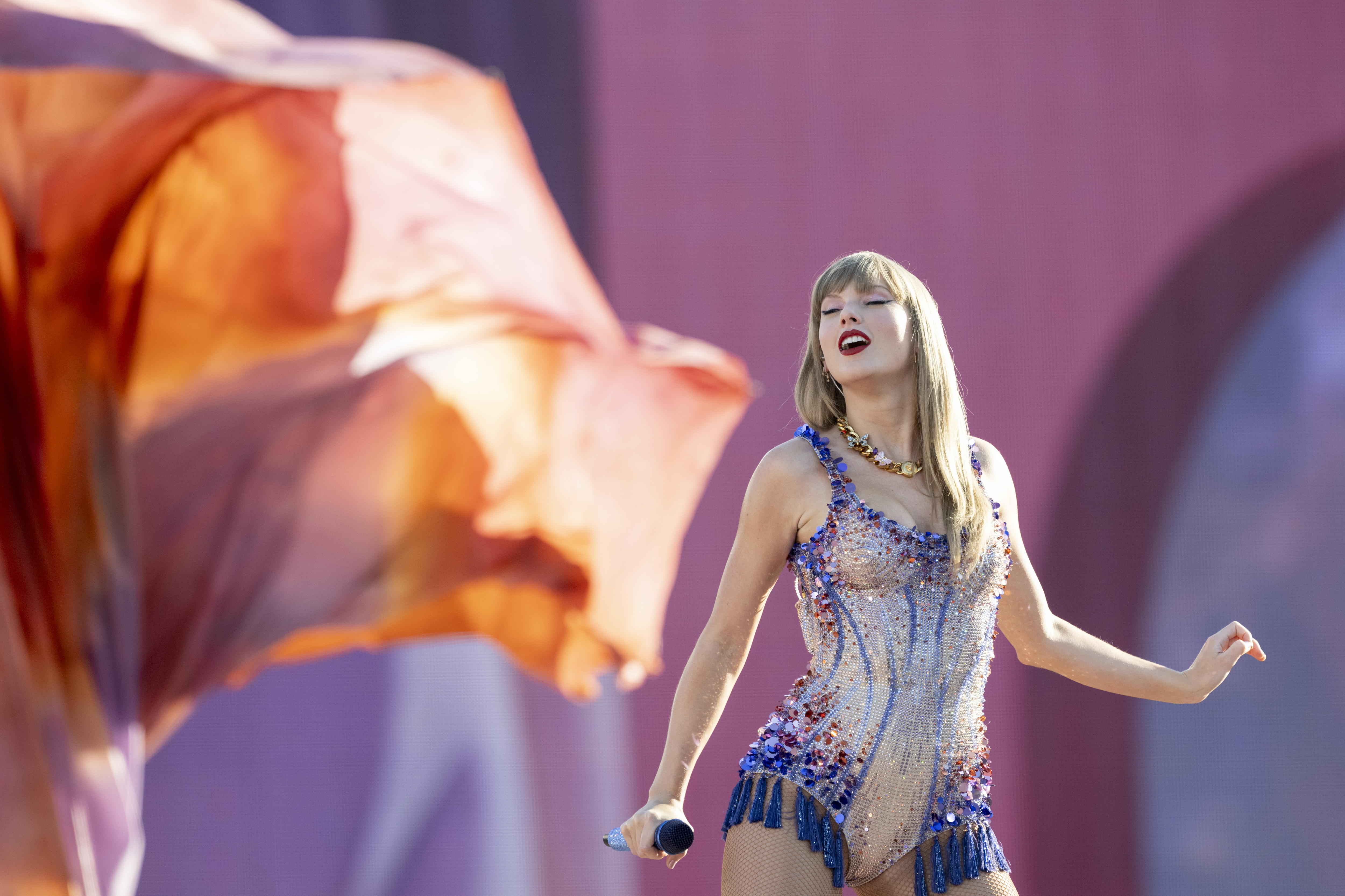 Taylor Swift: Sospechoso planeaba atentado suicida en concierto de Viena