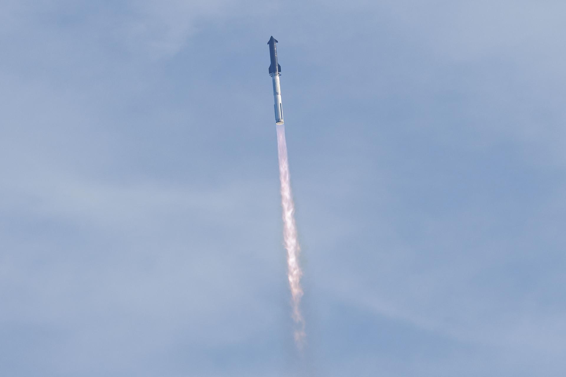 Después de 9 intentos, el cohete Starship logró completar su misión exitosamente
