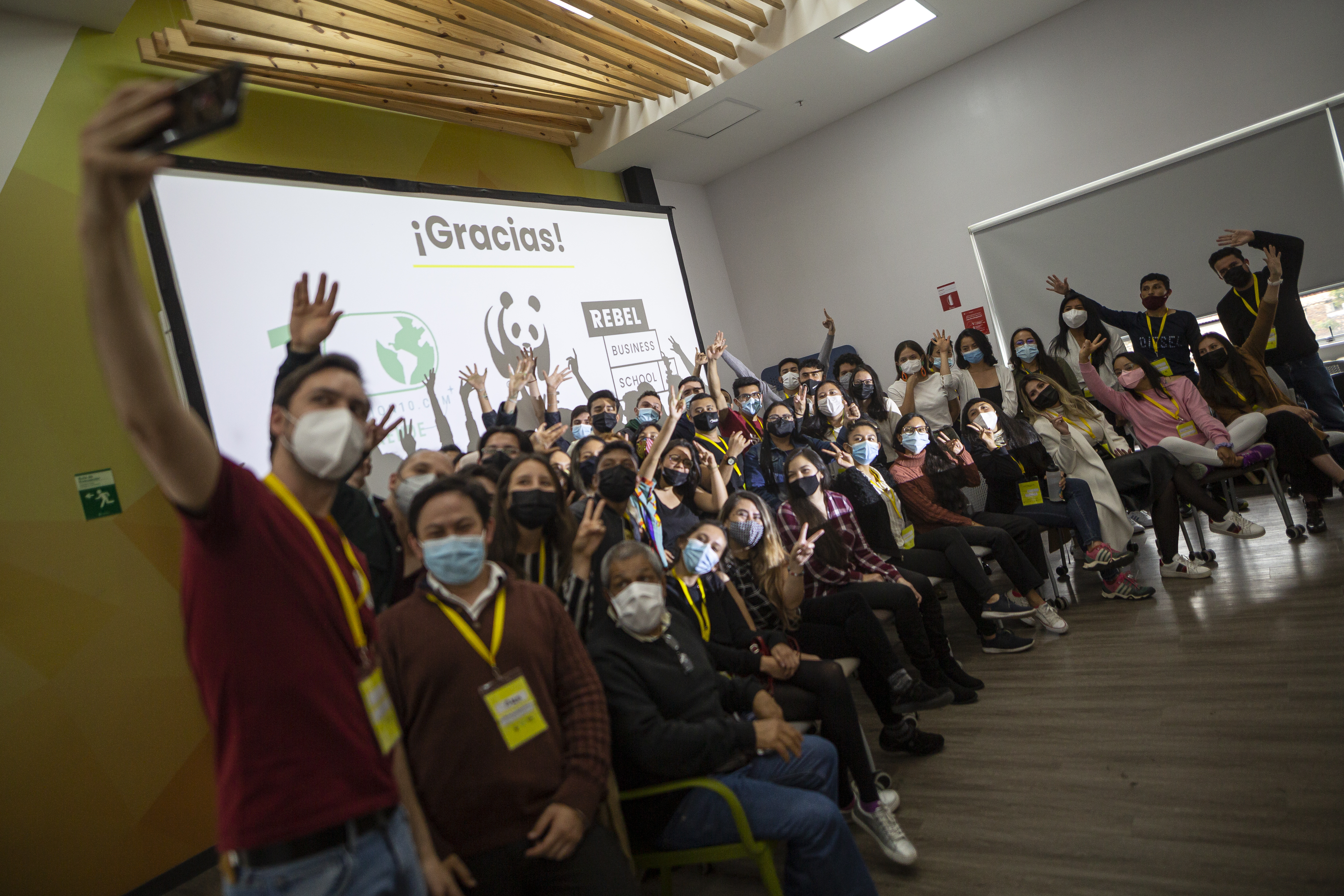 Generación 10 ha sido una experiencia que ha permitido el empoderamiento de los jóvenes, brindándoles oportunidades de liderazgo para sus emprendimientos.