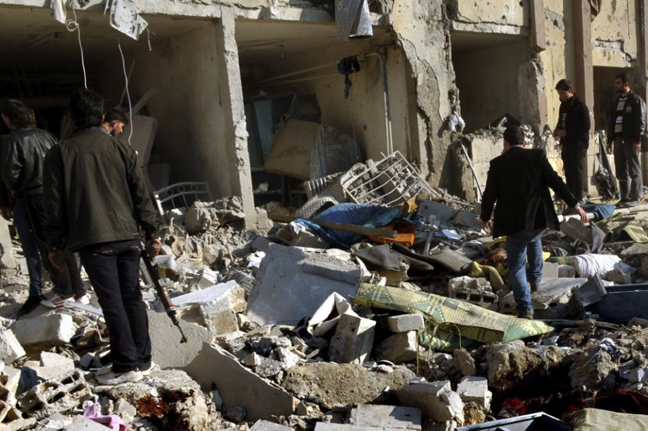Opositores sirios denuncian nueva masacre con más de 100 muertos