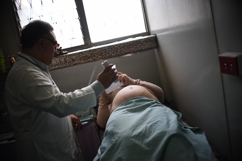ONU critica que se recomiende a mujeres no quedar embarazadas por zika