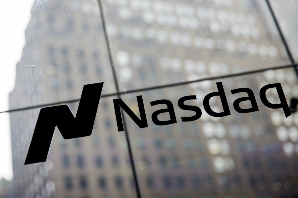 Wall Street sufre una notable caída a la que expertos restan importancia