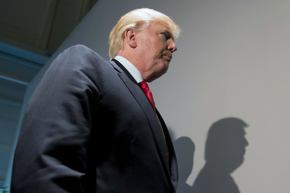 Dólar bajo ¿otra arma para la guerra comercial de Trump?