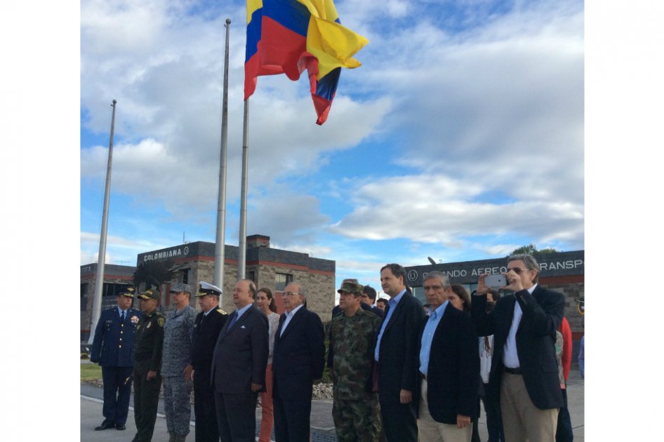 El equipo negociador de paz del Gobierno llegó este viernes a Colombia