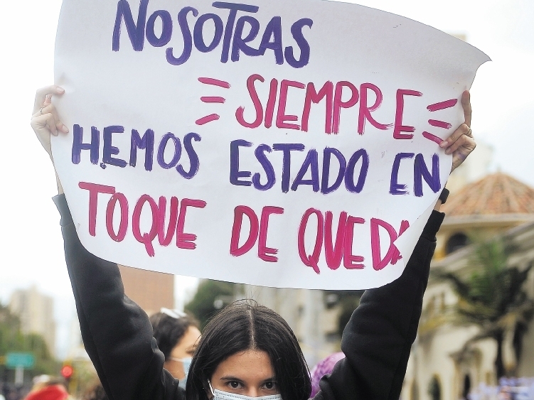 Durante el paro nacional de 2021, se presentaron también marchas para rechazar la violencia de género reportada en medio de las protestas.