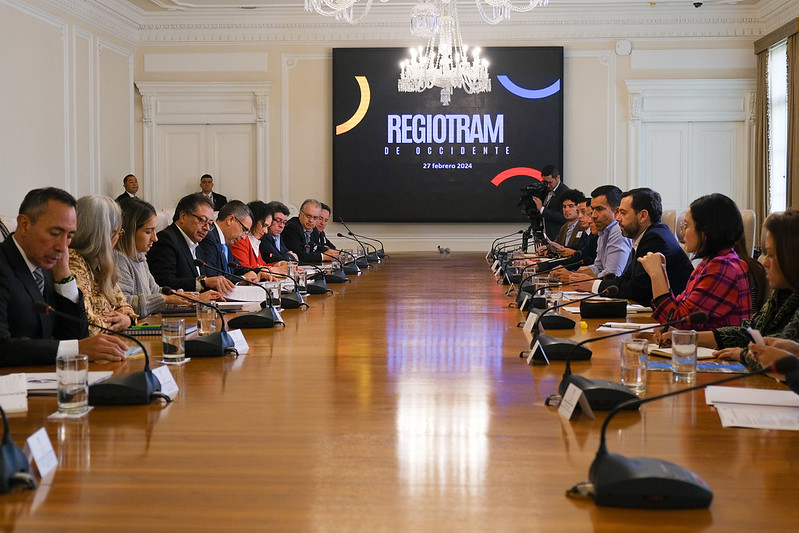 Reunión entre Galán, Petro y Rey genera expectativa sobre el futuro del Regiotram