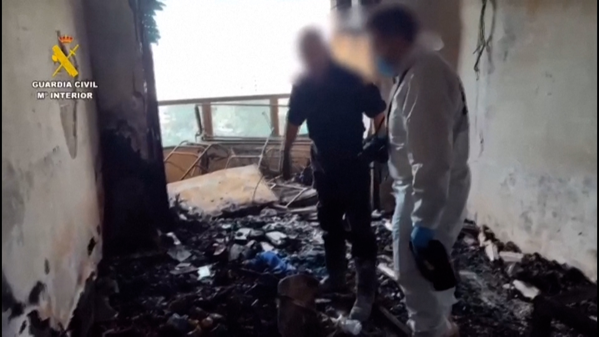 Incendio en el sureste de España dejó tres muertos