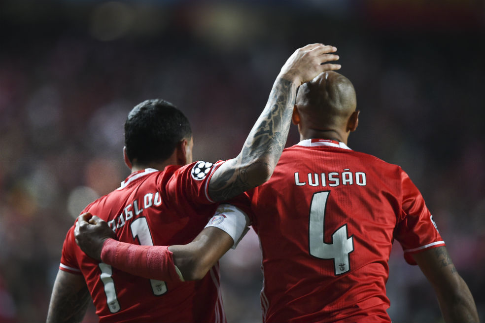 Benfica toma ventaja en la serie contra el Borussia Dortmund