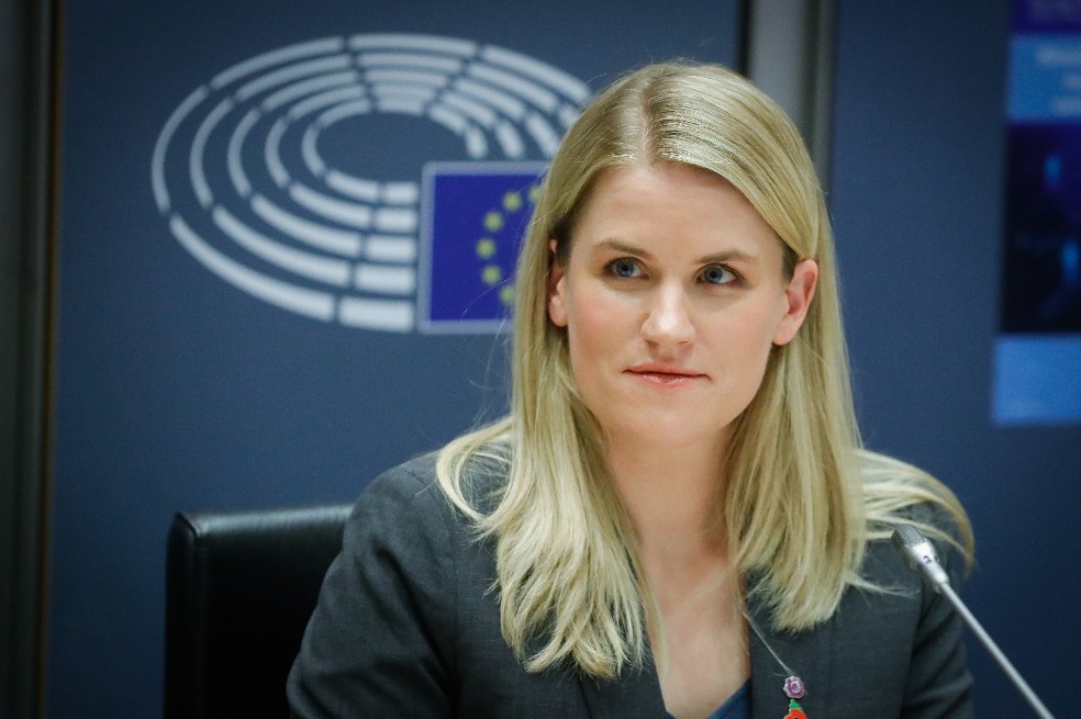 Frances Haugen: “me preocupa mucho el cambio de nombre de Facebook a Meta”