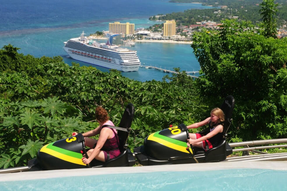 Experiencias inolvidables en Jamaica para viajes con salto generacional