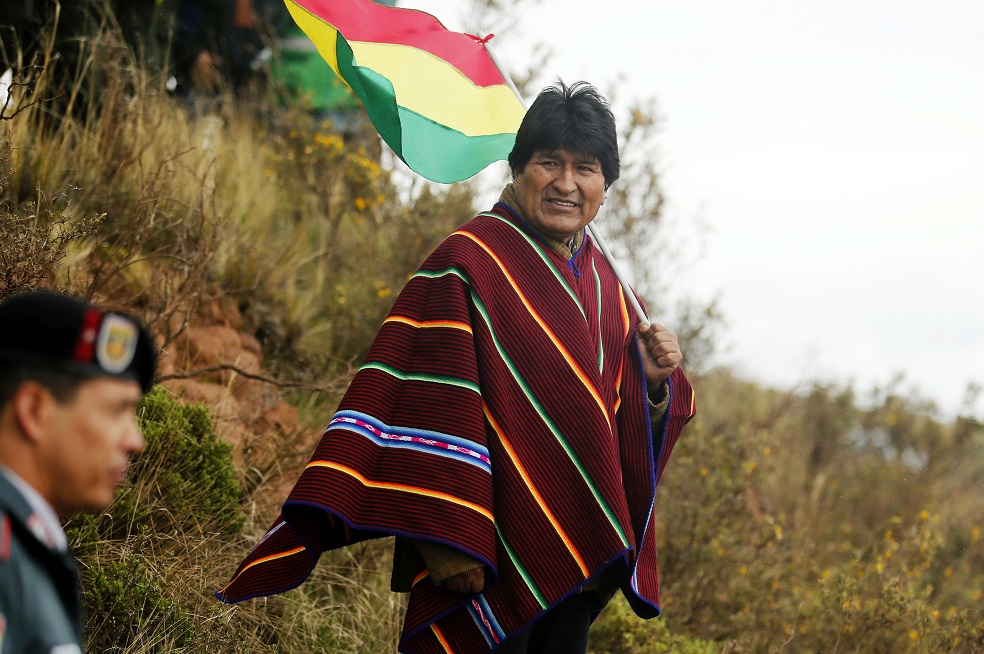 Evo Morales acelera su reelección ante creciente rechazo en su país