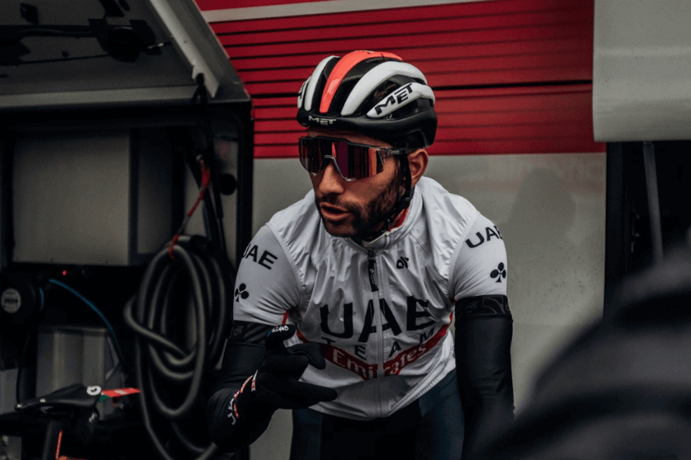 Fernando Gaviria dio negativo por coronavirus, pero sigue hospitalizado