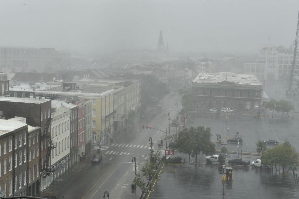 Ante el paso de Ida, Nueva Orleans se convirtió en una ciudad de ventanas tapiadas y casas rodeadas de bolsas de arena.