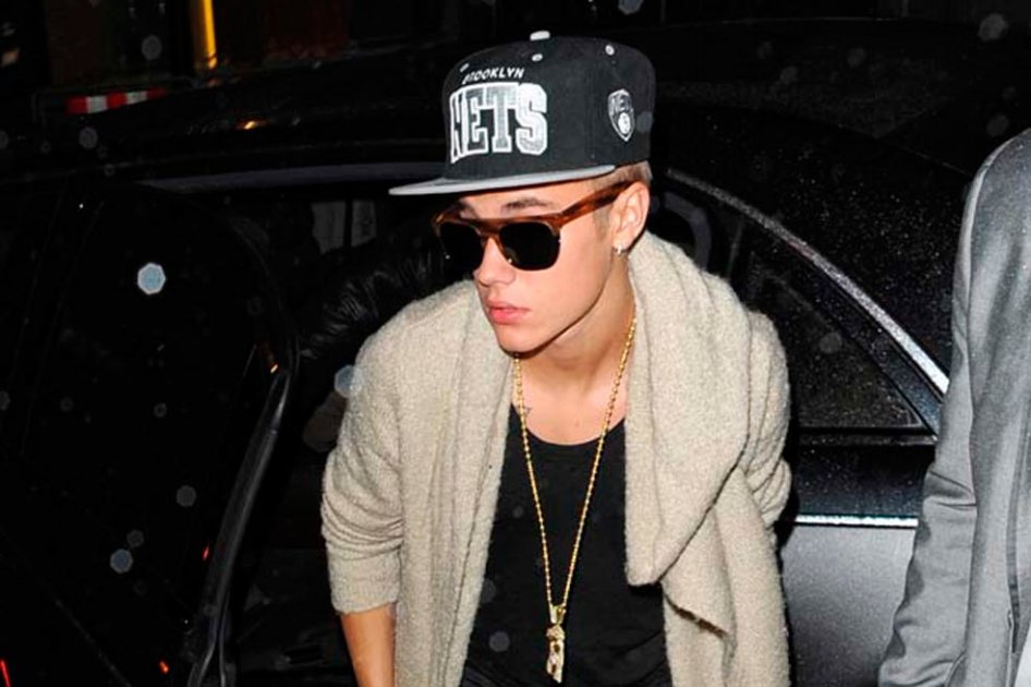 Fotógrafo demanda a Justin Bieber por pegarle