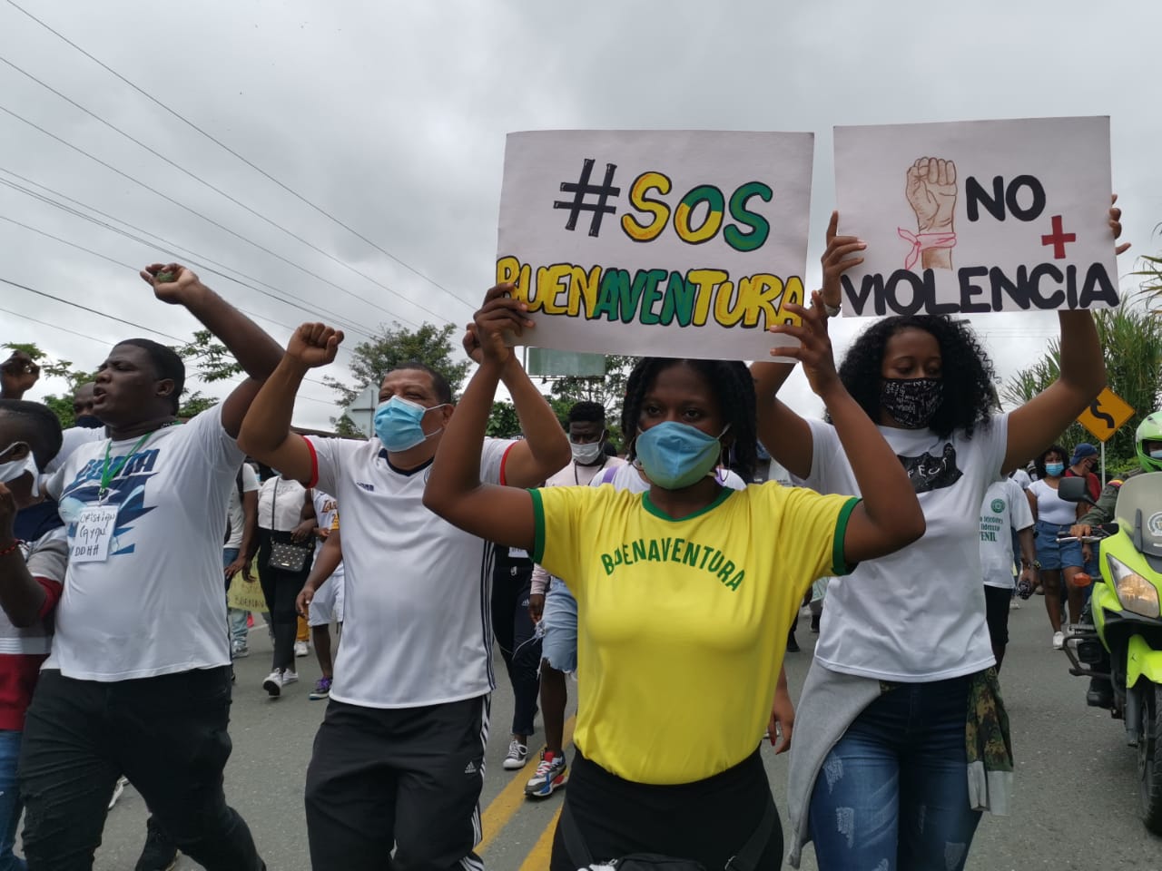 Fotografías de la marcha en las calles de Buenaventura el 7 de febrero de 2021.