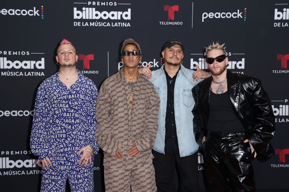 Piso 21 en la alfombra roja de los Latin Billboard 2022