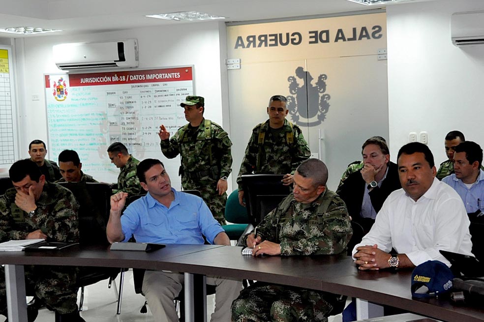 Trece heridos deja atentado en Arauca