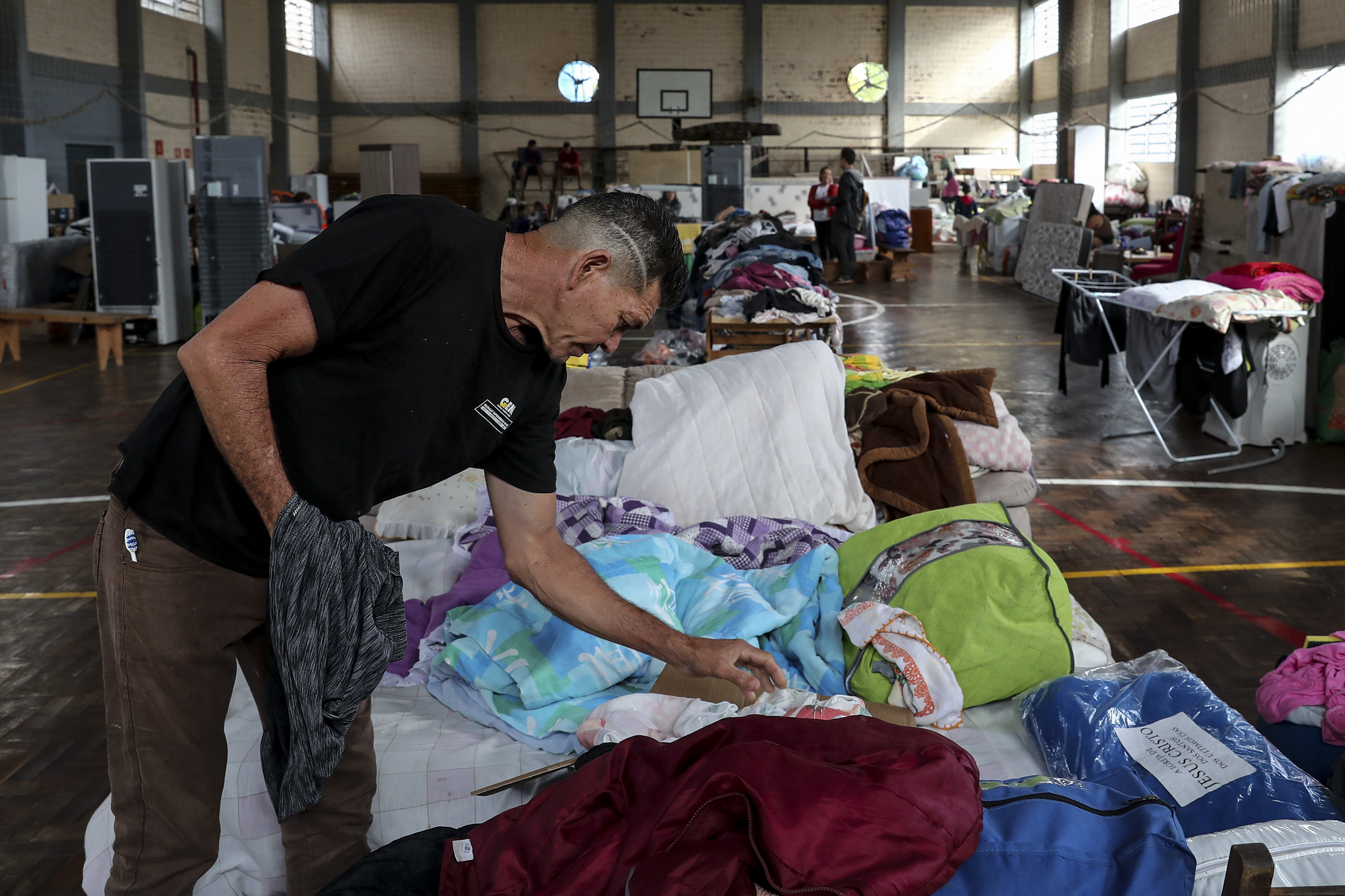 ¿Tiene ropa que no usa? Así puede donarla y darle una segunda oportunidad