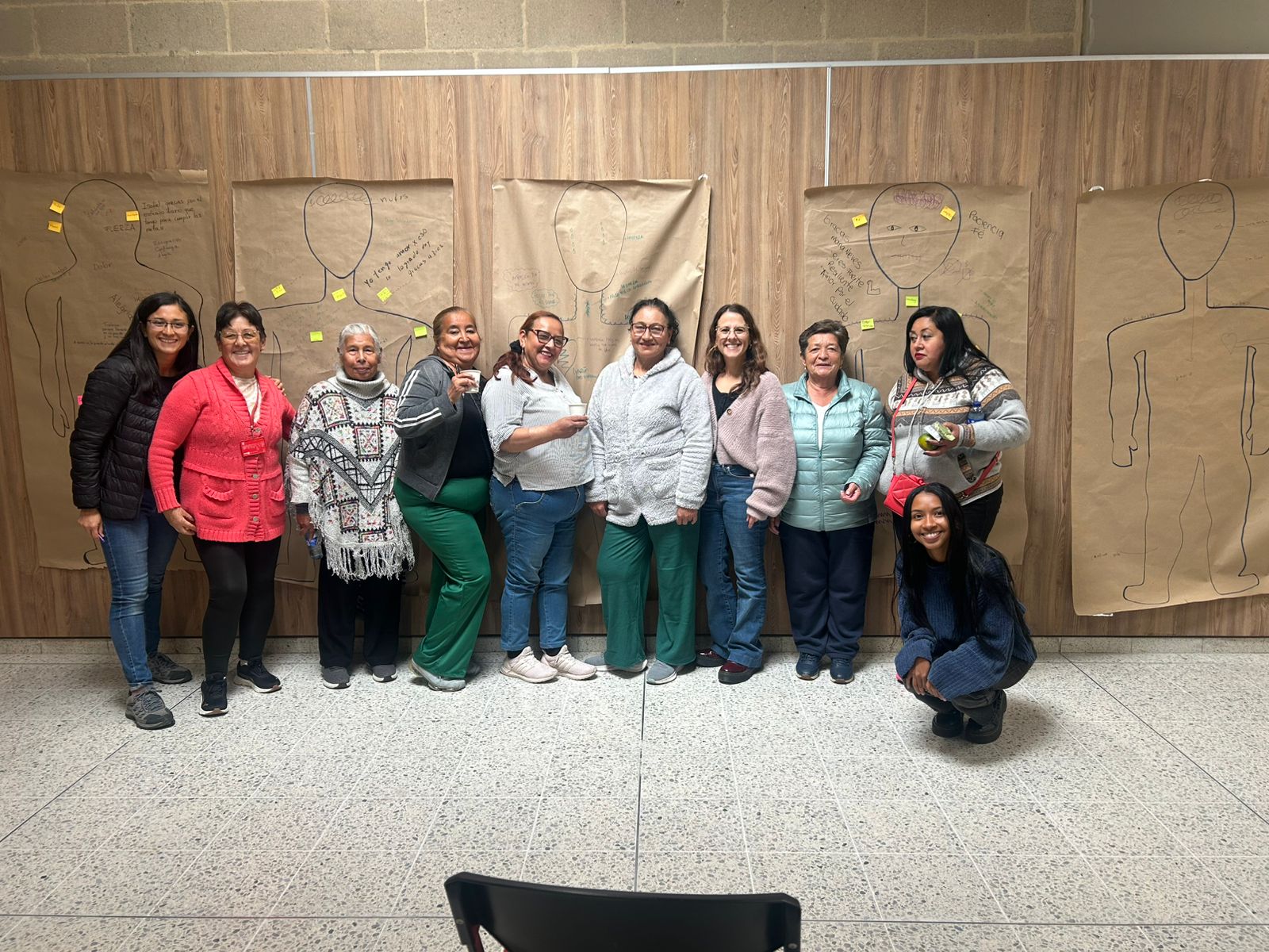 El descanso, un privilegio para las mujeres que cuidan a familiares con demencia en Bogotá