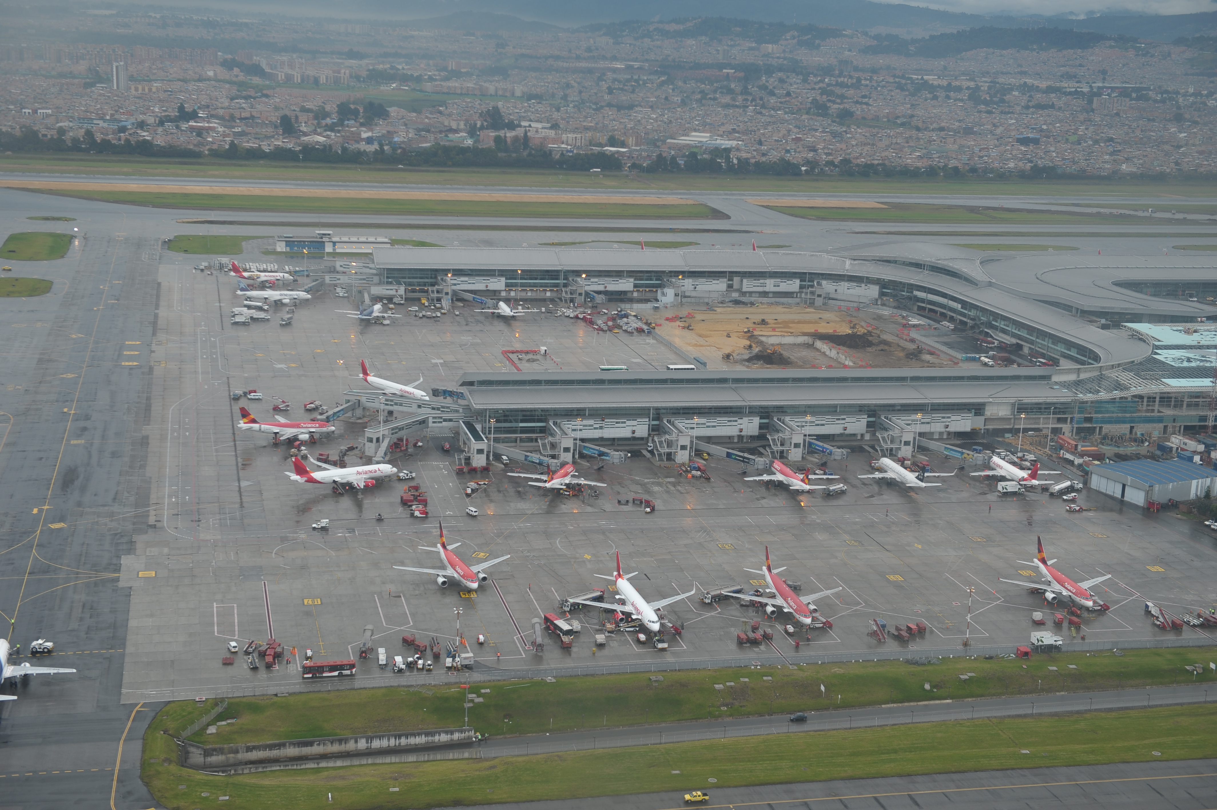Al aeropuerto El Dorado llegan nuevas aerolíneas con más rutas
