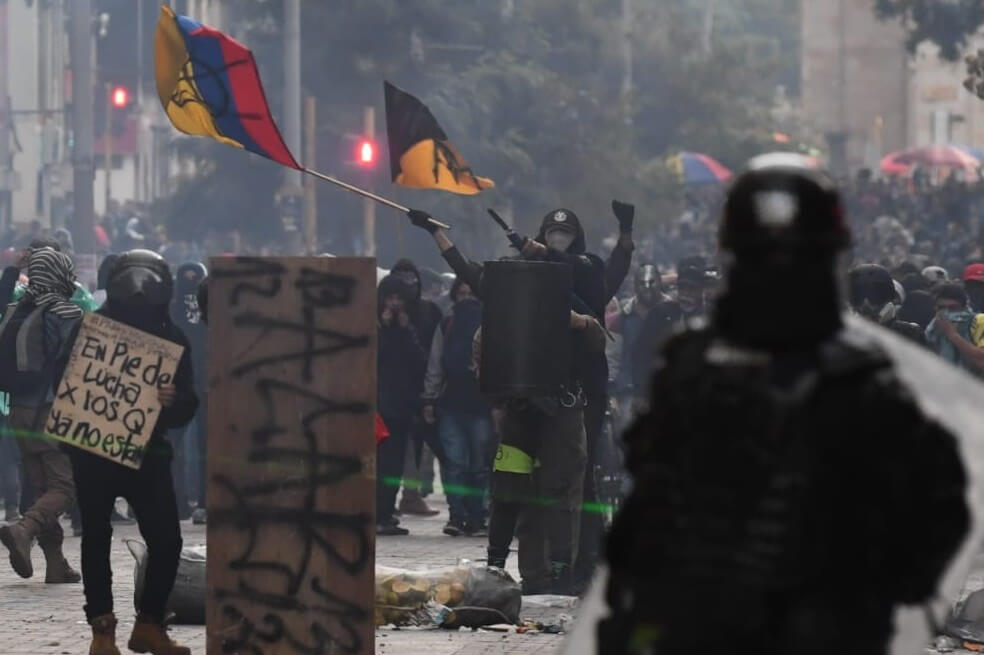 En imágenes: los disturbios que dejó el paro nacional en las calles de Bogotá