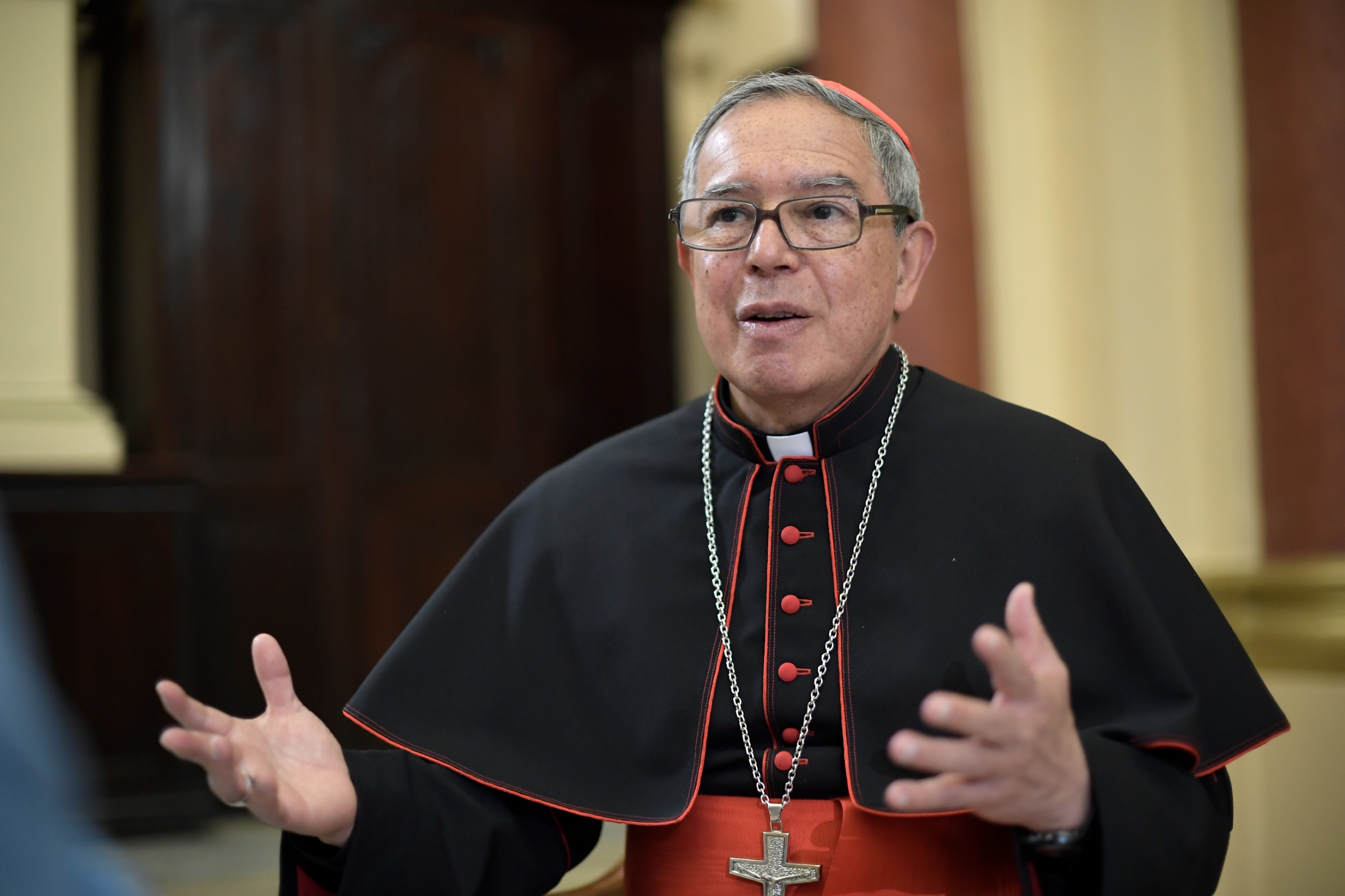 “Se los suplico, dejemos de ser agresivos en las redes”: Cardenal Luis José Rueda