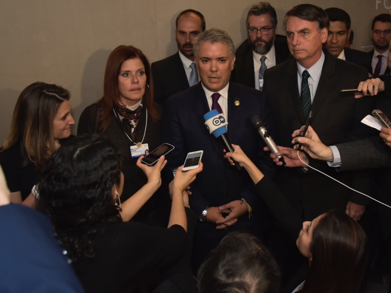 Todos los países tenemos que rodear a Juan Guaidó: Duque