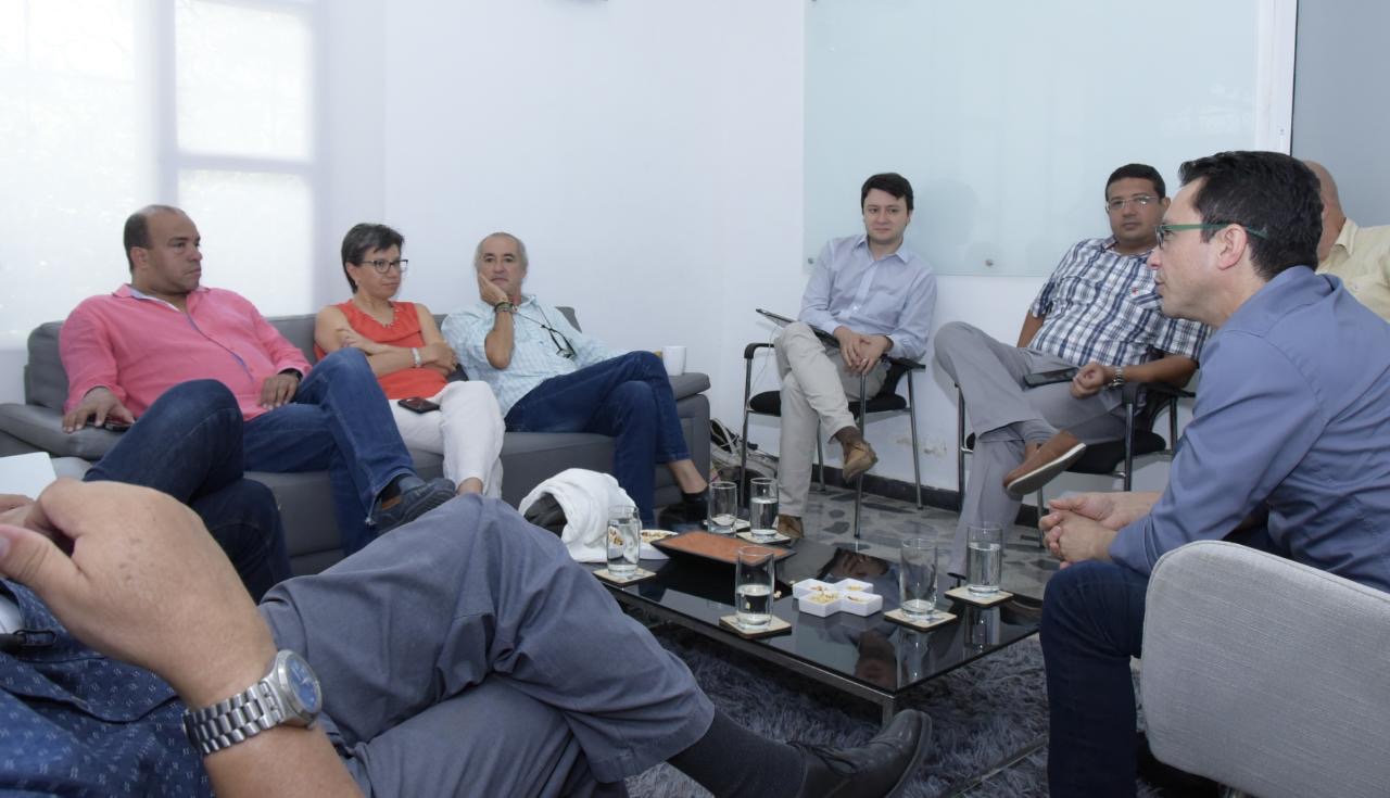 Claudia López se reunió con Carlos Caicedo