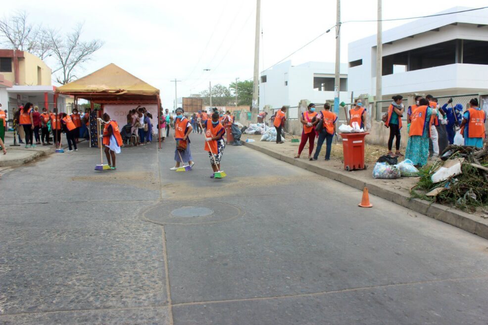 La campaña de los venezolanos para limpiar las calles en La Guajira