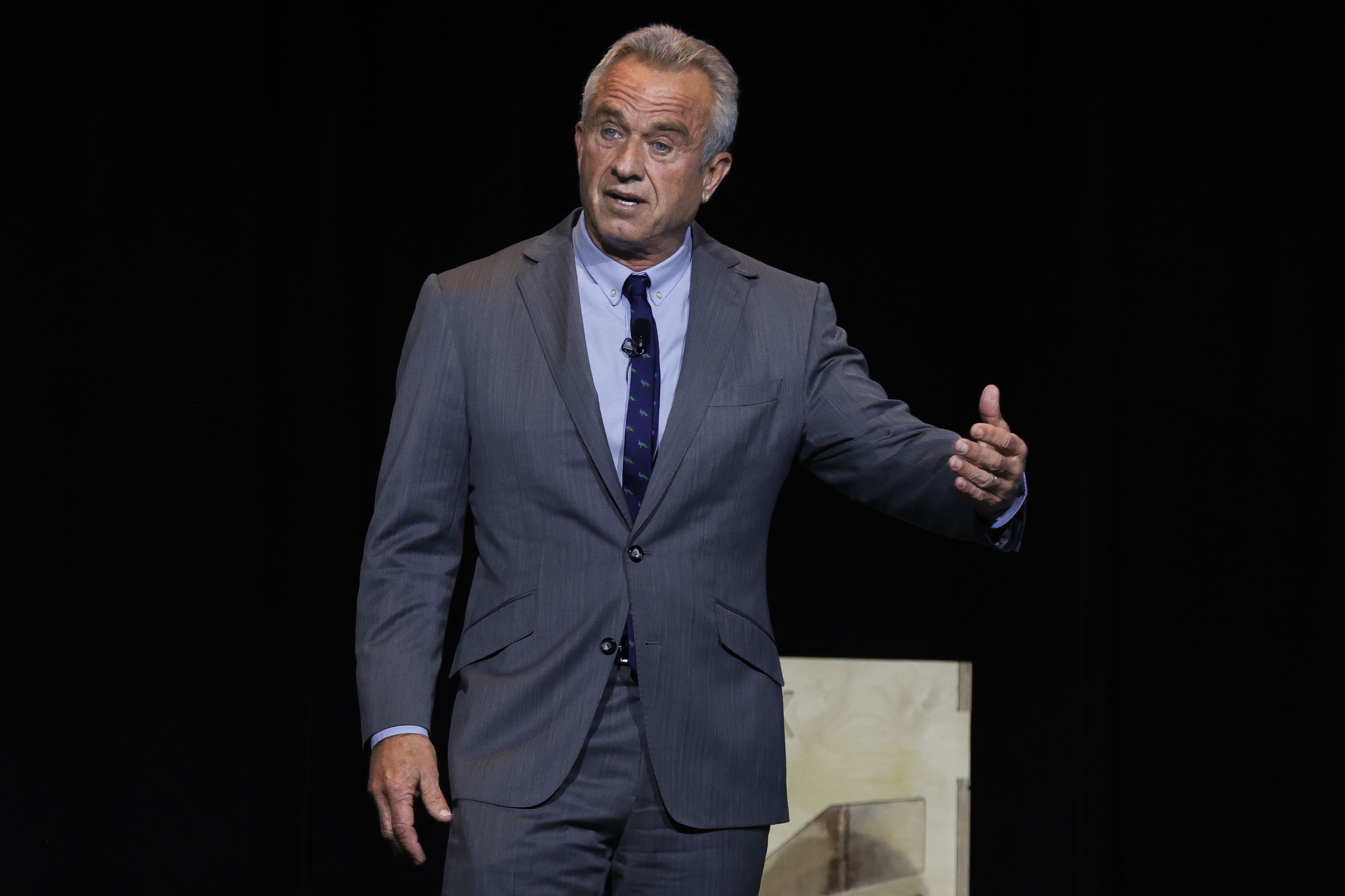 Robert F. Kennedy Jr. obtiene muy buenos resultados entre los votantes latinos