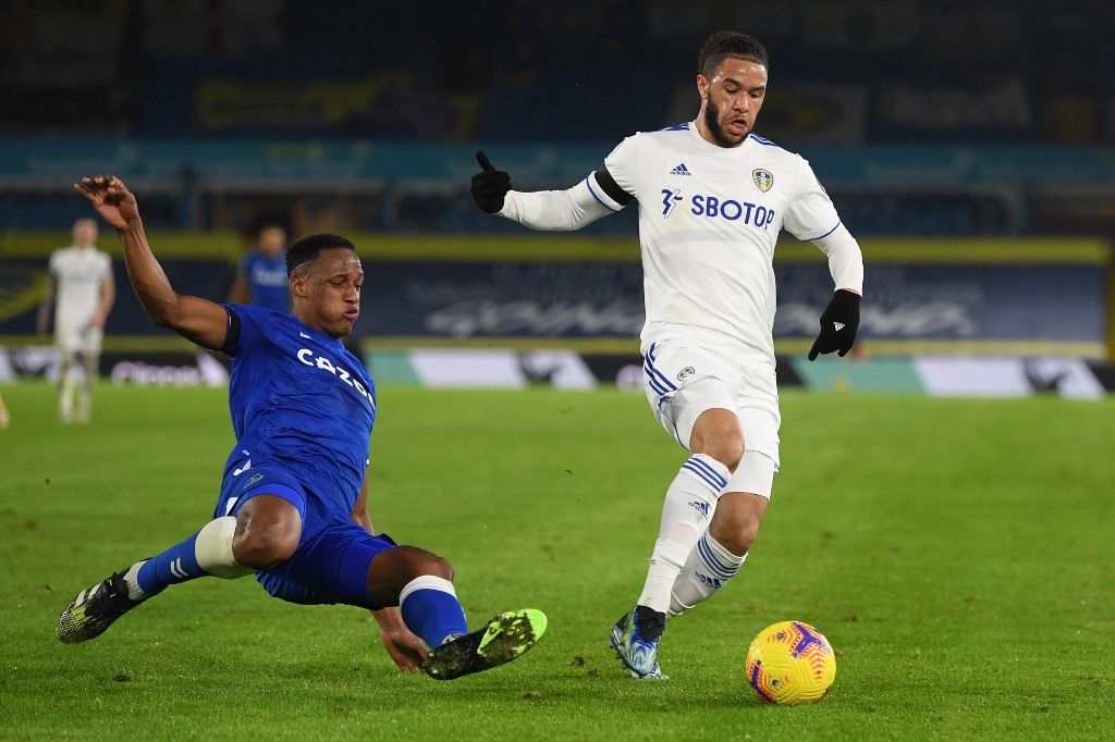 Con Yerry Mina y sin James Rodríguez, Everton venció al Leeds de Bielsa
