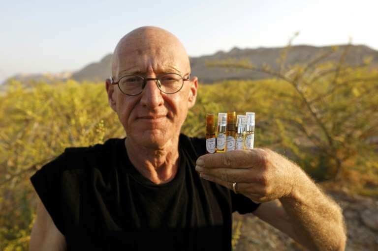 Un granjero ‘resucita’ perfumes de la Antigüedad