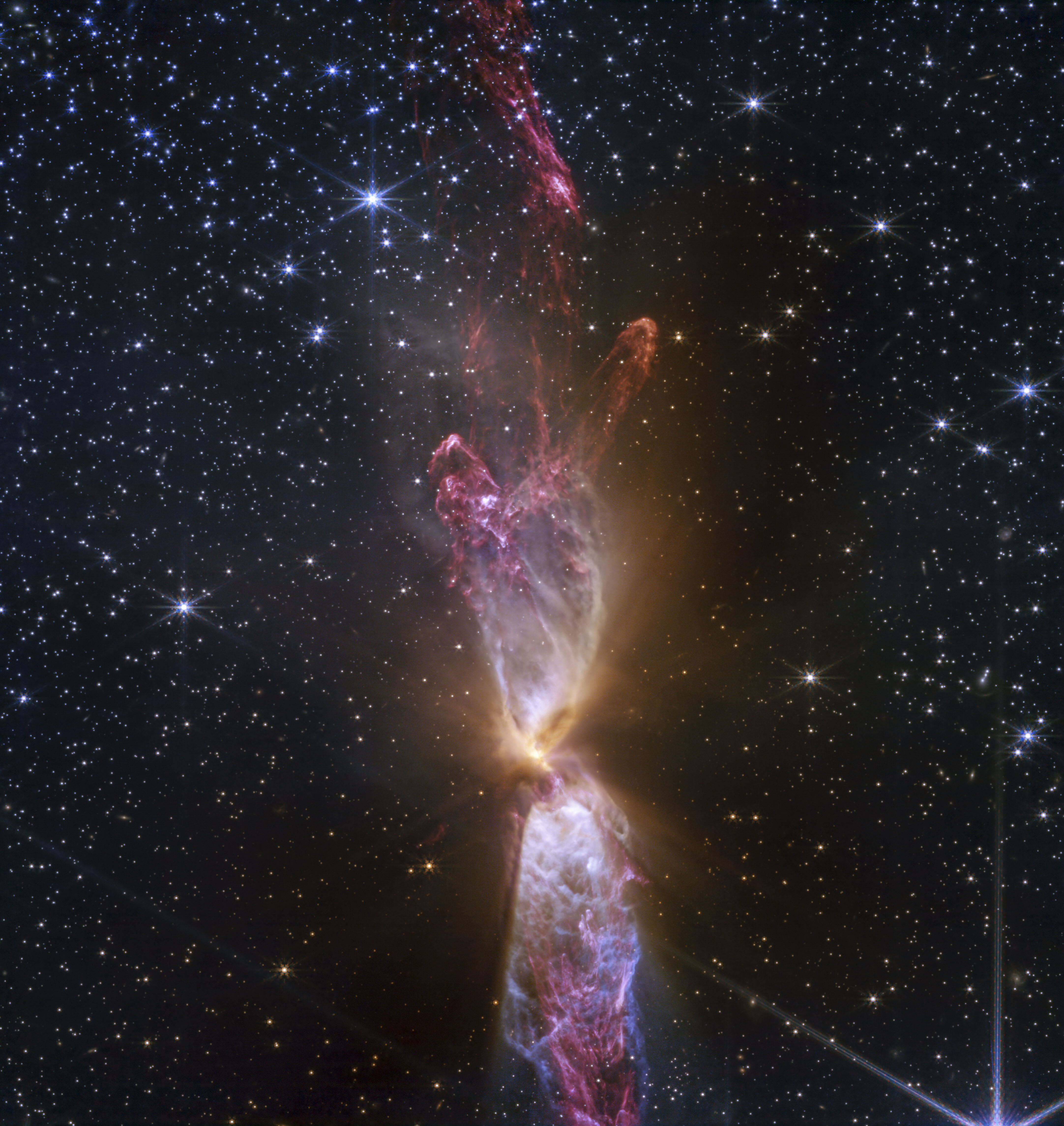 Científicos descubren nube molecular que permitiría estudiar la formación de estrellas