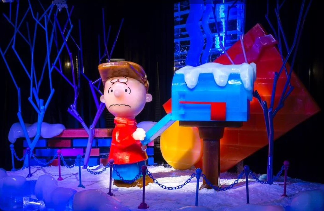 Gaylord Palms presenta ICE! con la Navidad de Charlie Brown.