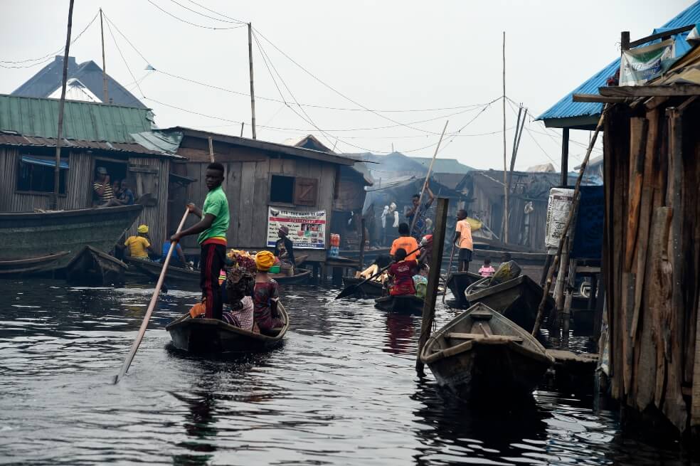 En fotos: el barrio flotante en Nigeria que solo se ve gracias a drones
