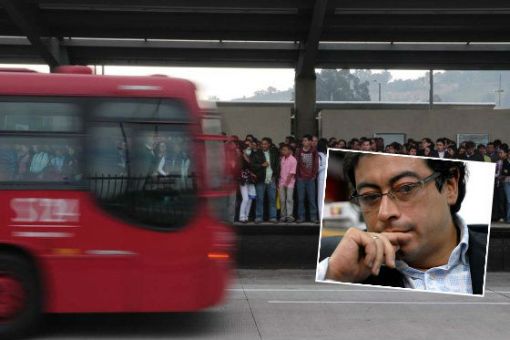 Petro sería nuevamente investigado por la Procuraduría, esta vez por TransMilenio