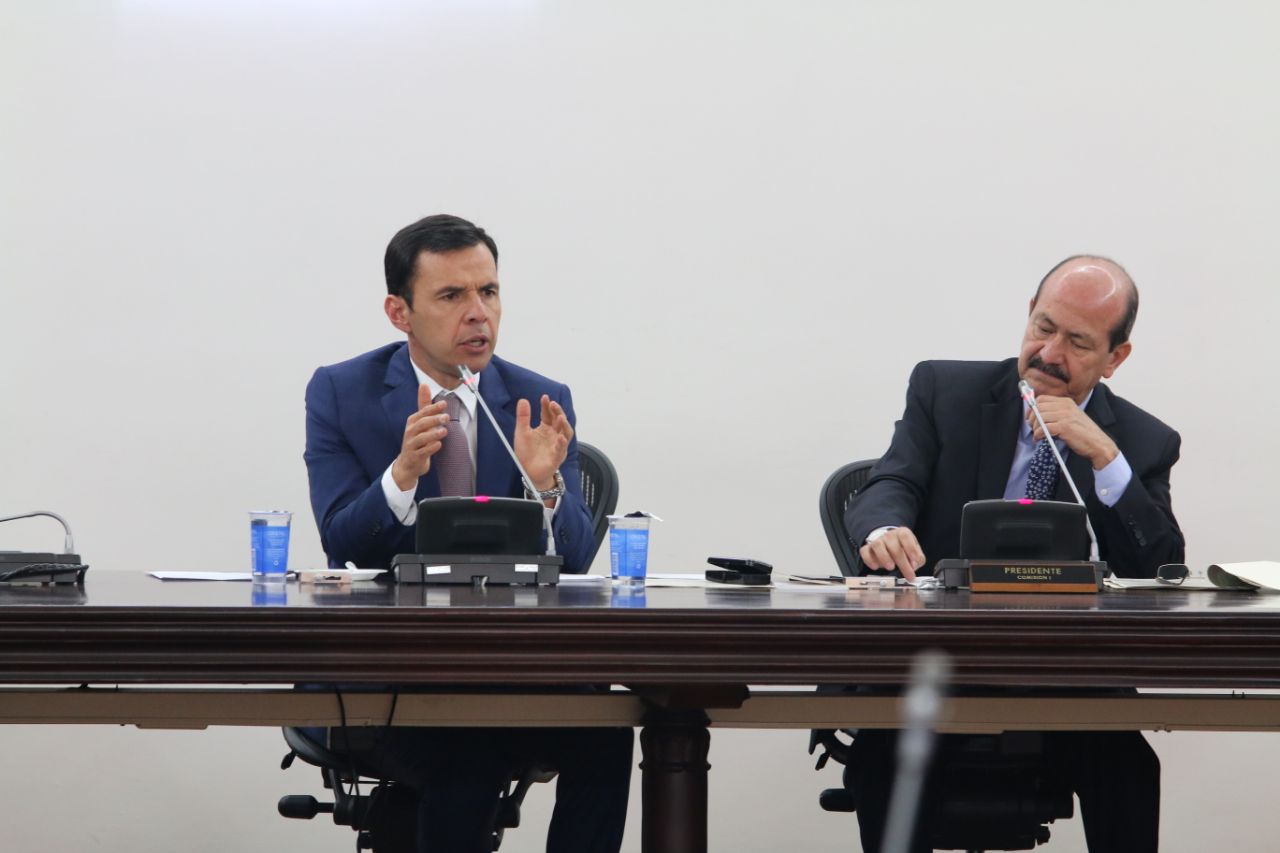 El paso “flash” de la reforma política por la Comisión Primera de Senado