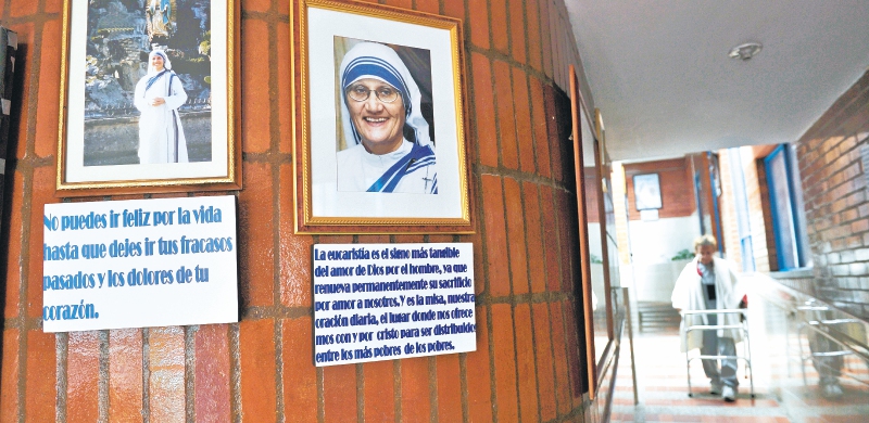 Los restos de la madre Teresa en Bogotá