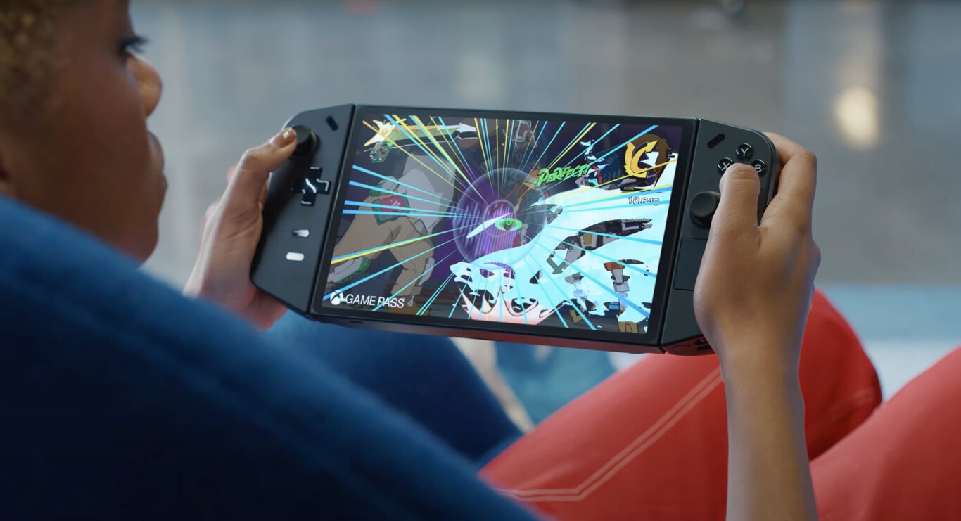 La Lenovo Legion Go es una consola portátil que compite en el mismo segmento de la Steam Deck, la Nintendo Switch y otros sistemas.