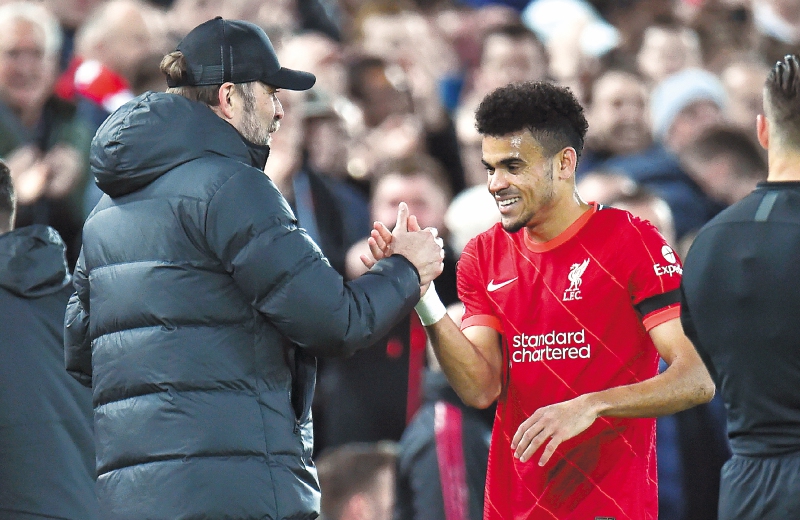 Klopp aseguró que Luis Díaz está mejor y podría jugar contra Luton el domingo