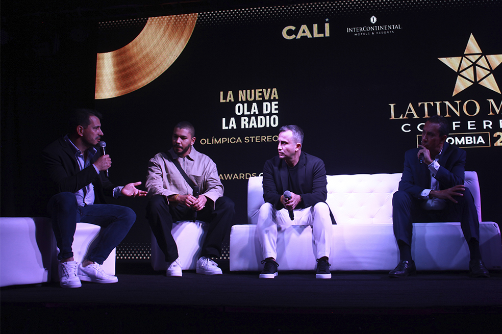 Conferencia La Nueva Ola de la Radio