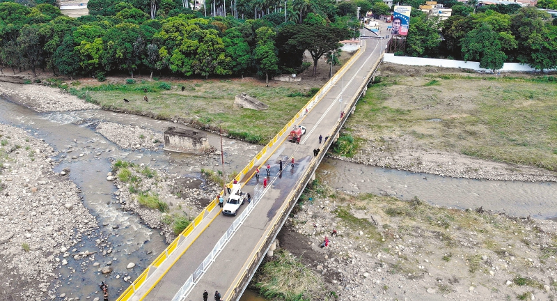 Venezuela permite el paso peatonal en la frontera con Colombia, ¿cómo funciona?