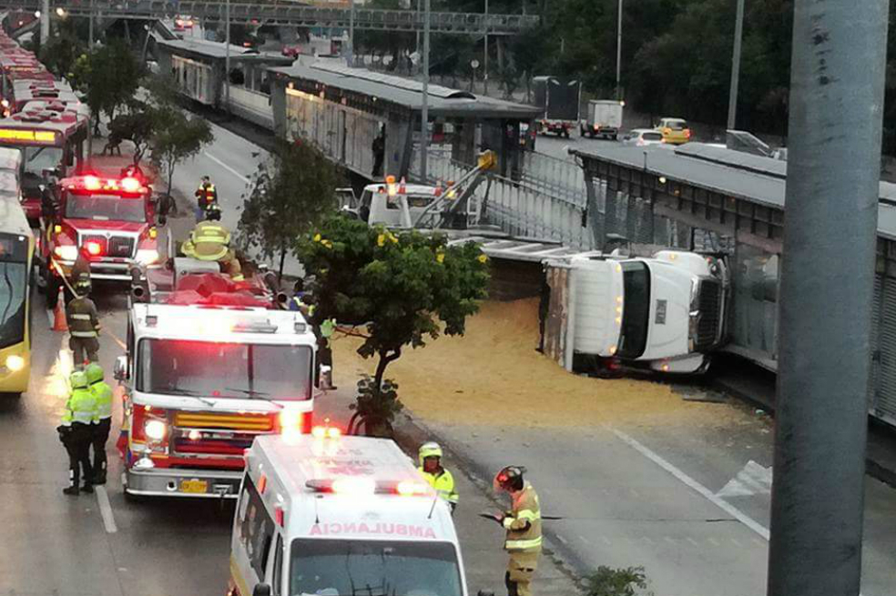 Fallece motociclista por fuerte choque en la Avenida NQS de Bogotá