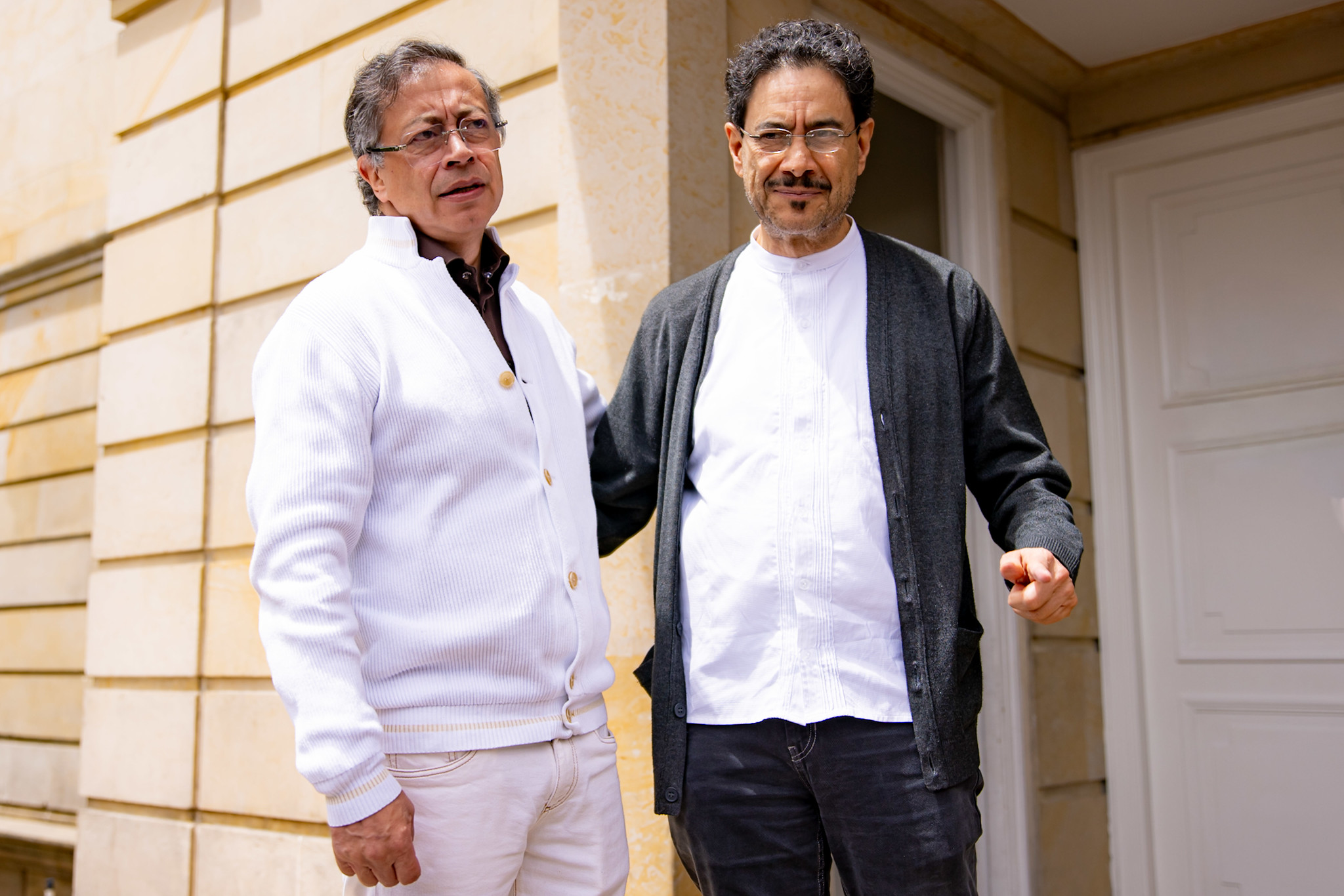 “Actitud abiertamente antidemocrática”: sectores de centro lanzan mensaje a Petro y Cepeda