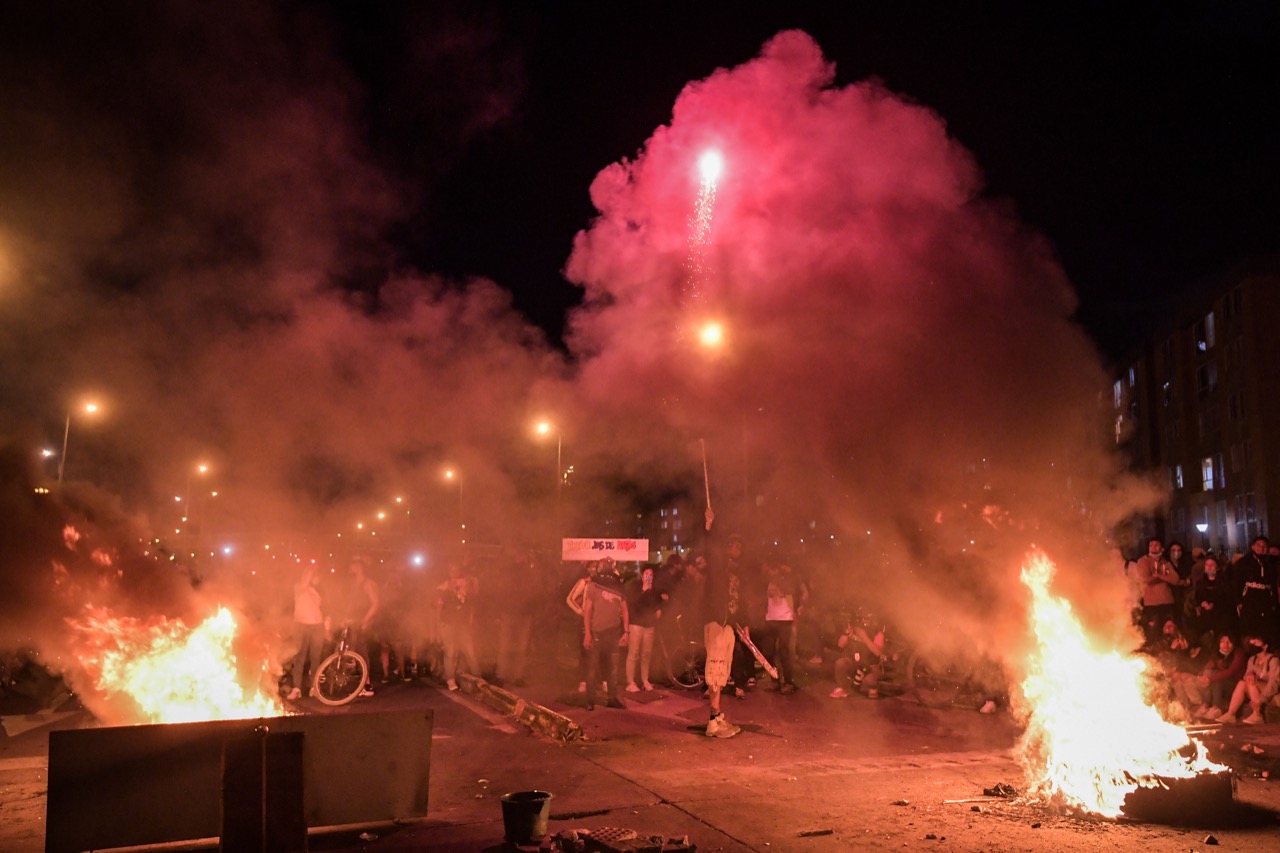 Funcionaria de la Personería de Bogotá fue agredida con un ladrillo durante protestas
