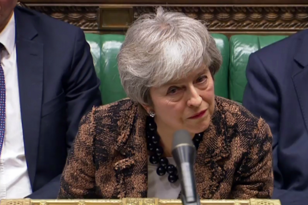 May insiste en renegociar el acuerdo del «brexit», Bruselas guarda silencio