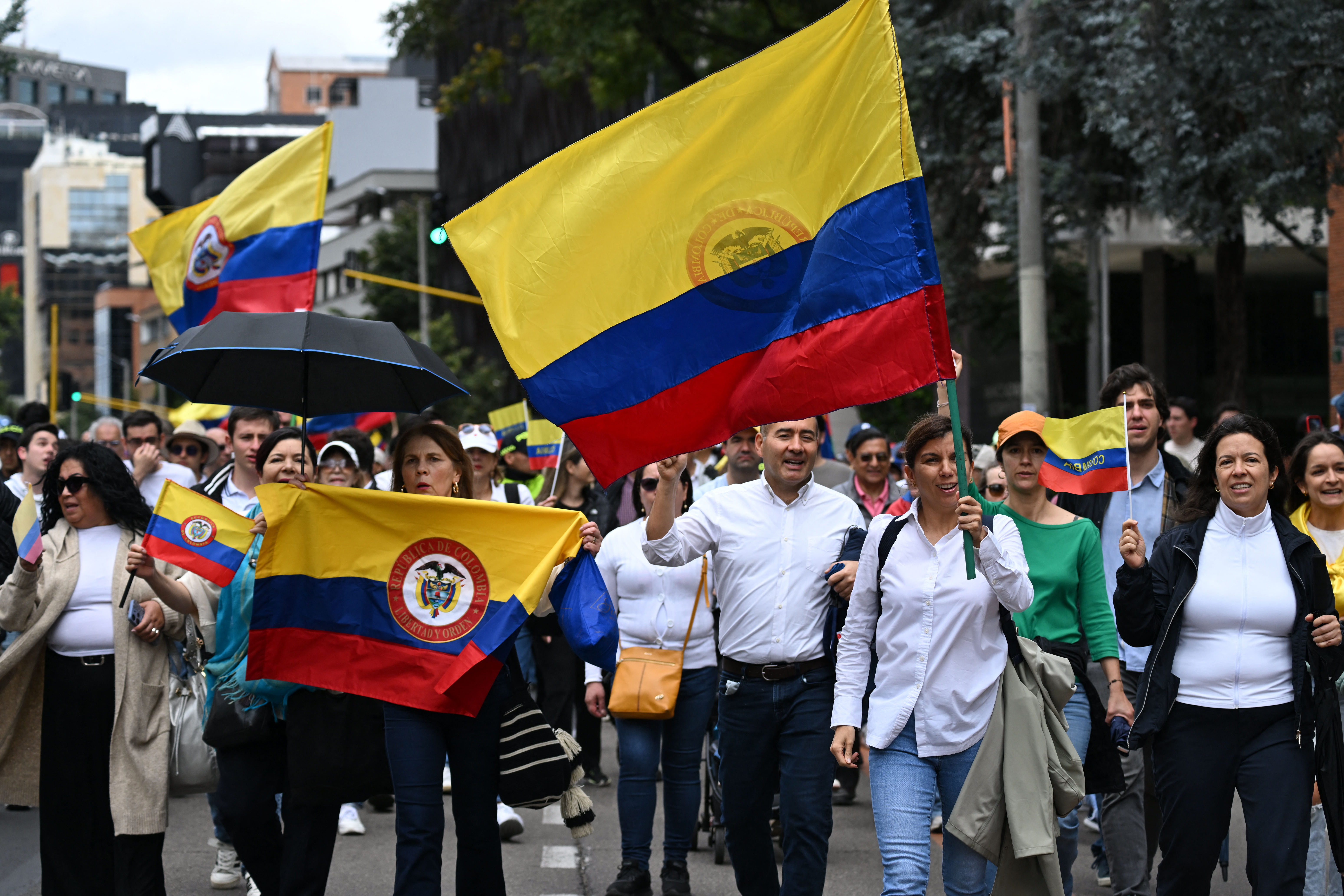 Marcha rechazo atentado Miguel Uribe