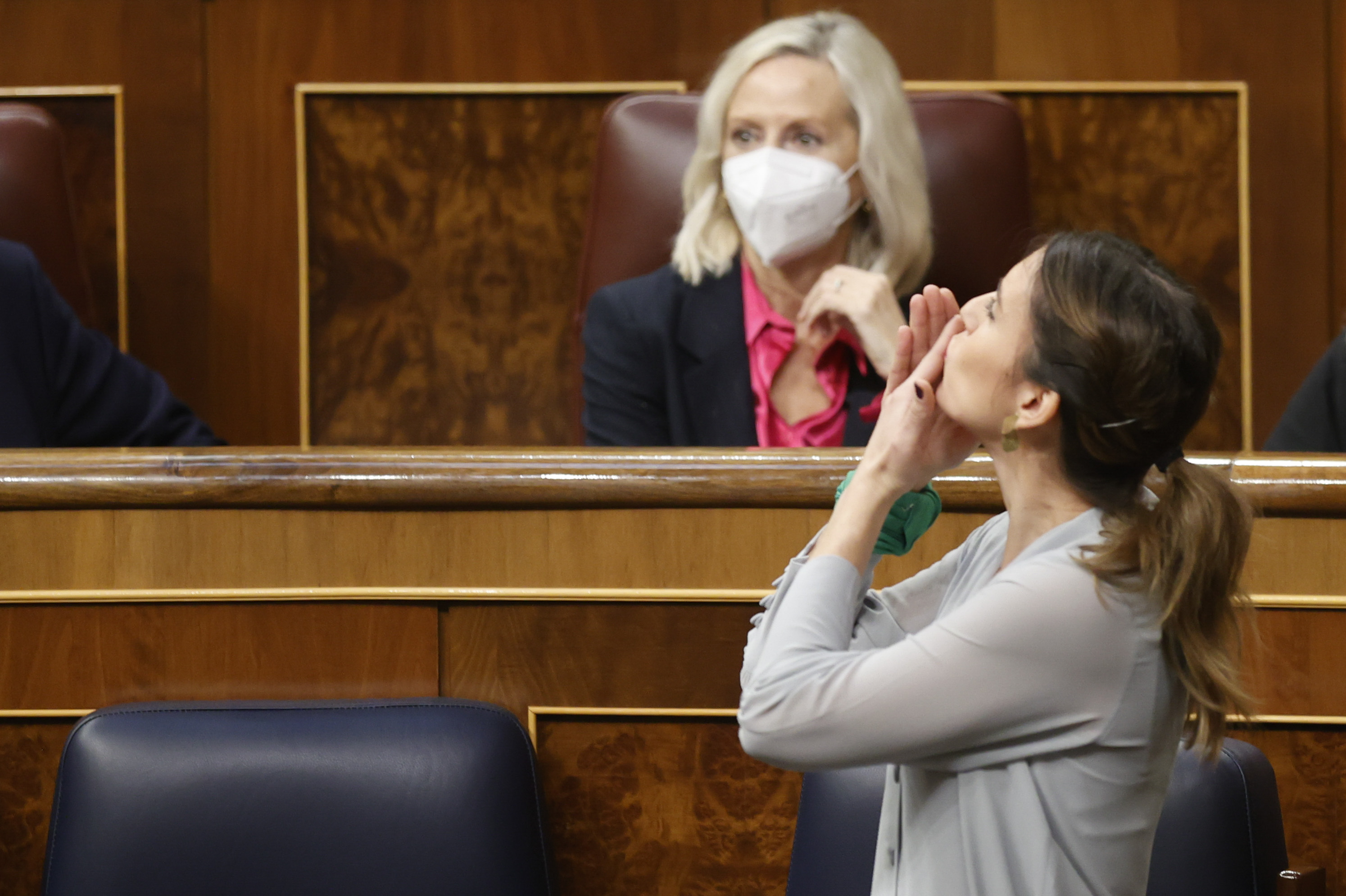 España aprueba el aborto y la ley trans, proyecto de autodeterminación de género
