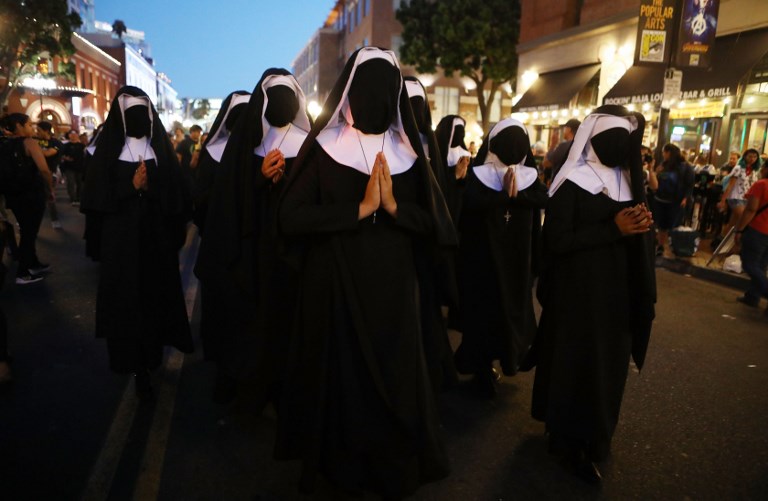 Varias mujeres han dejado sus congregaciones porque no les creen sus denuncias de abuso.  / AFP
